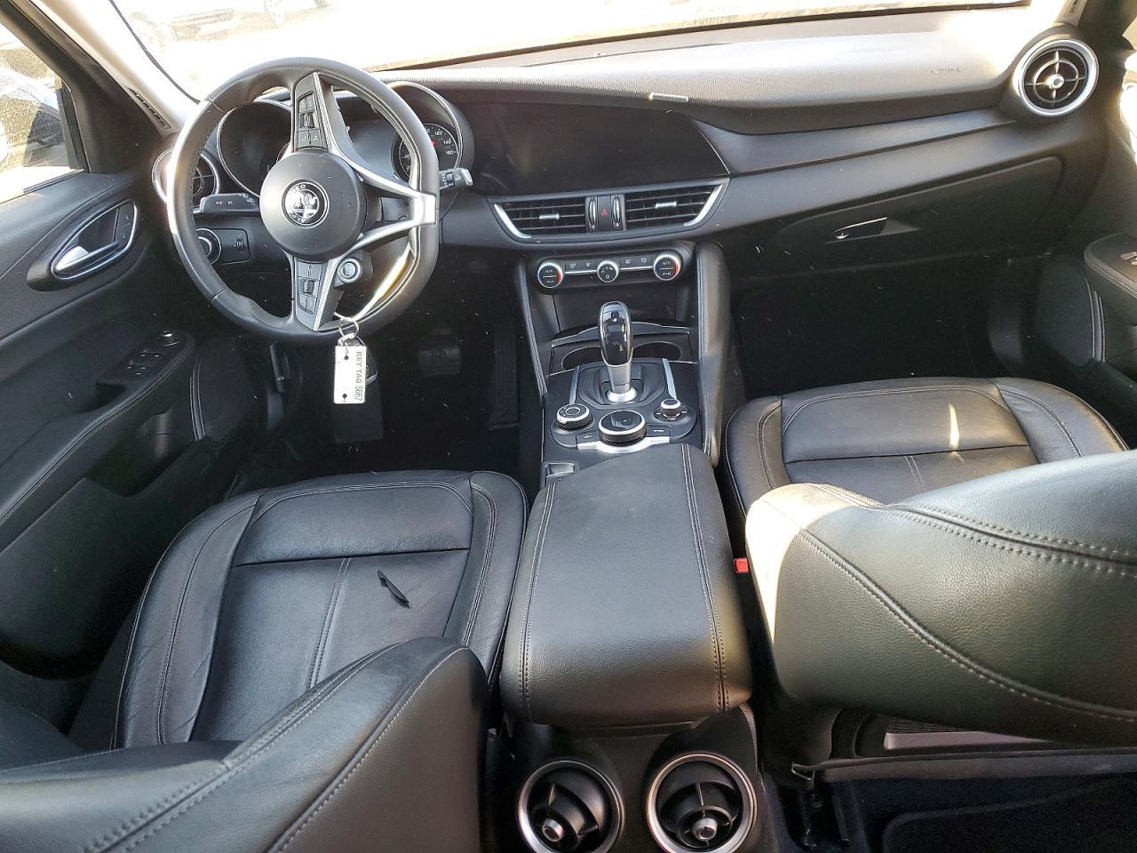 2017 ALFA ROMEO Giulia