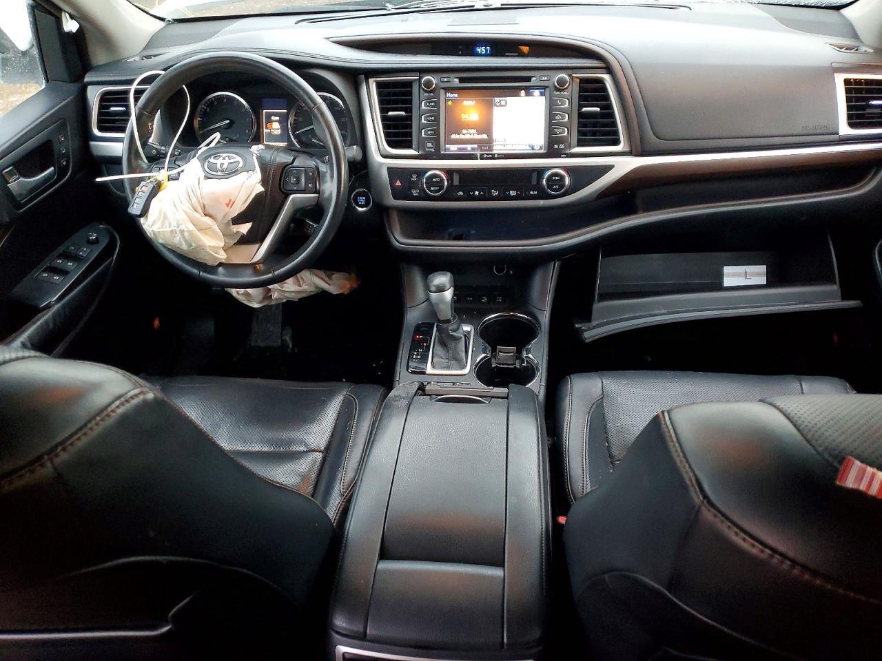 2015 TOYOTA HIGHLANDER