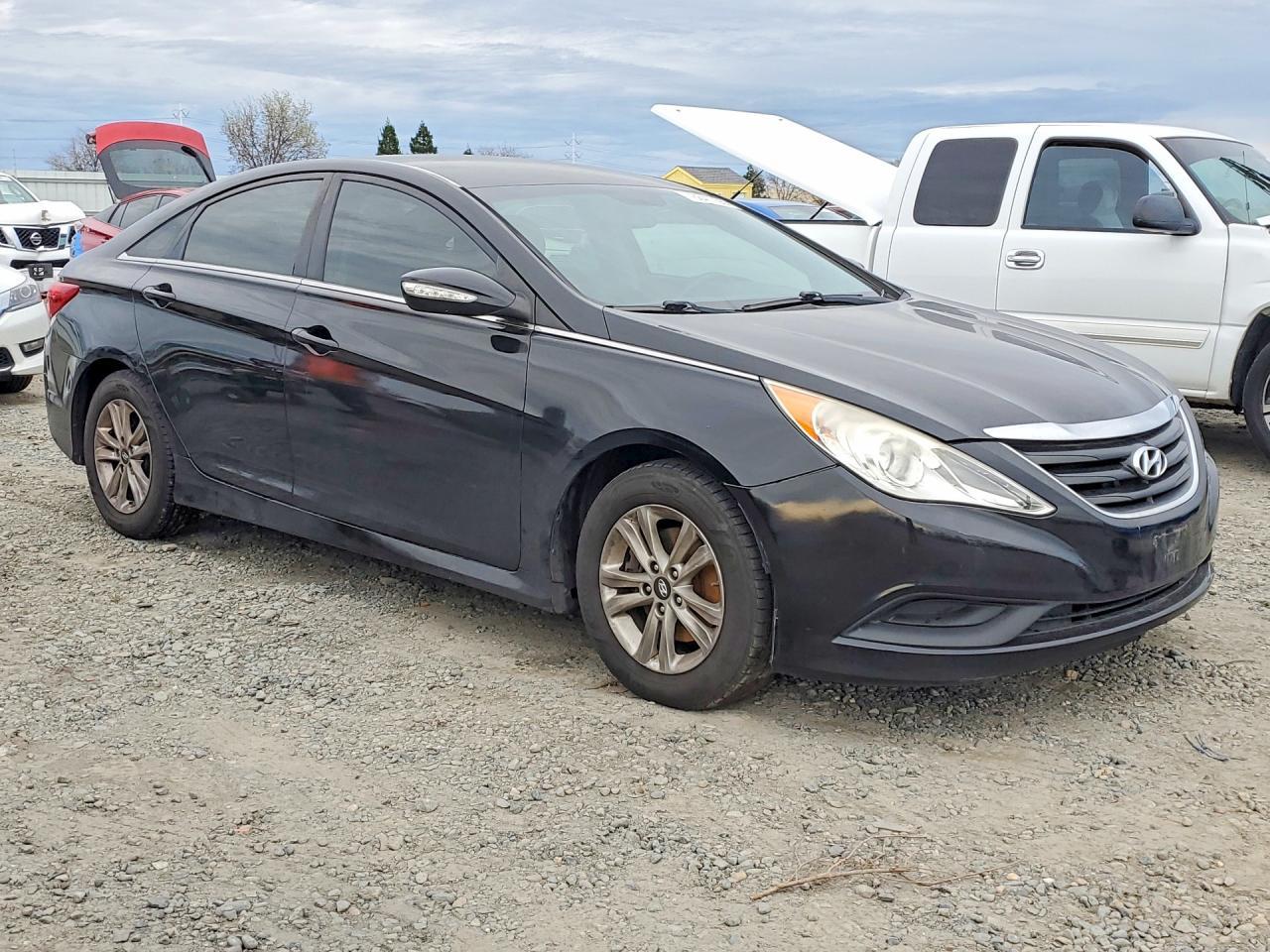 2014 HYUNDAI SONATA