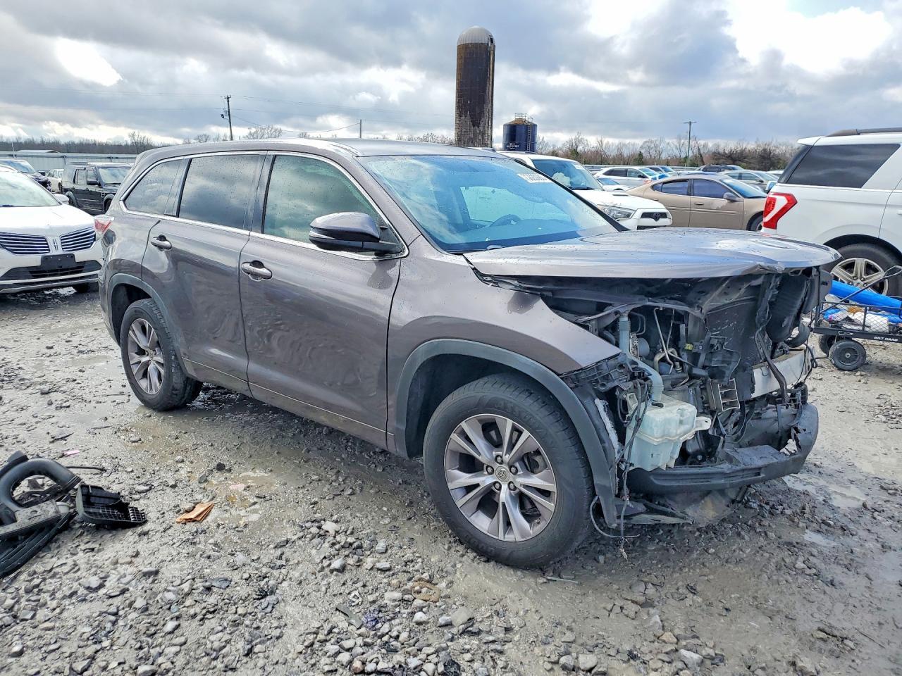 2014 TOYOTA HIGHLANDER