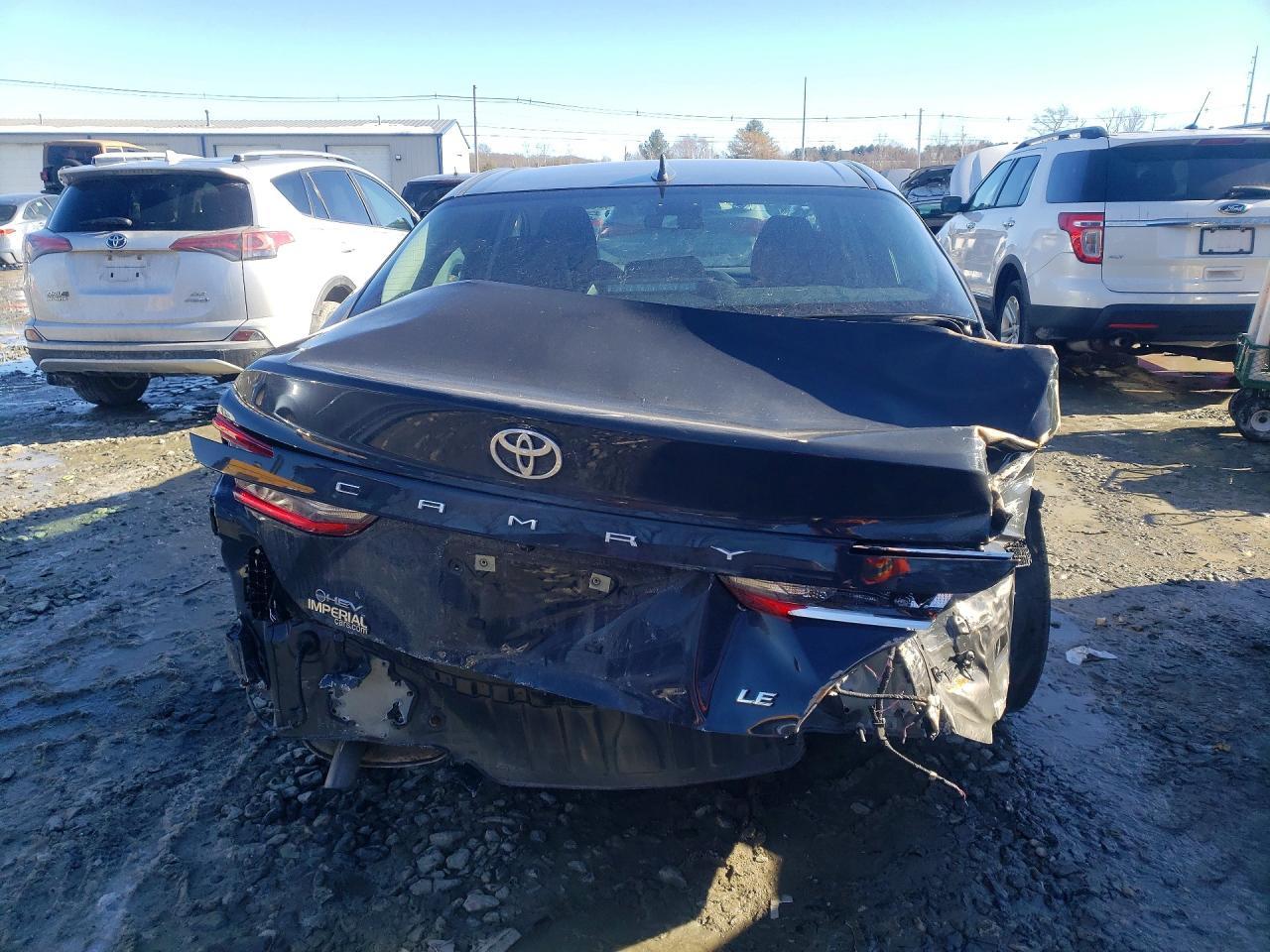2025 TOYOTA CAMRY