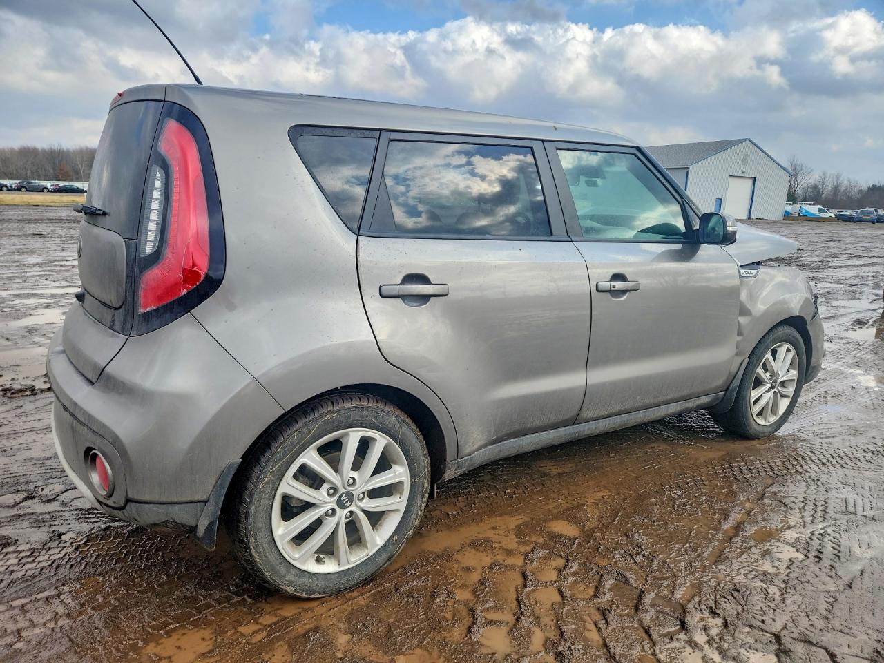 2017 KIA SOUL