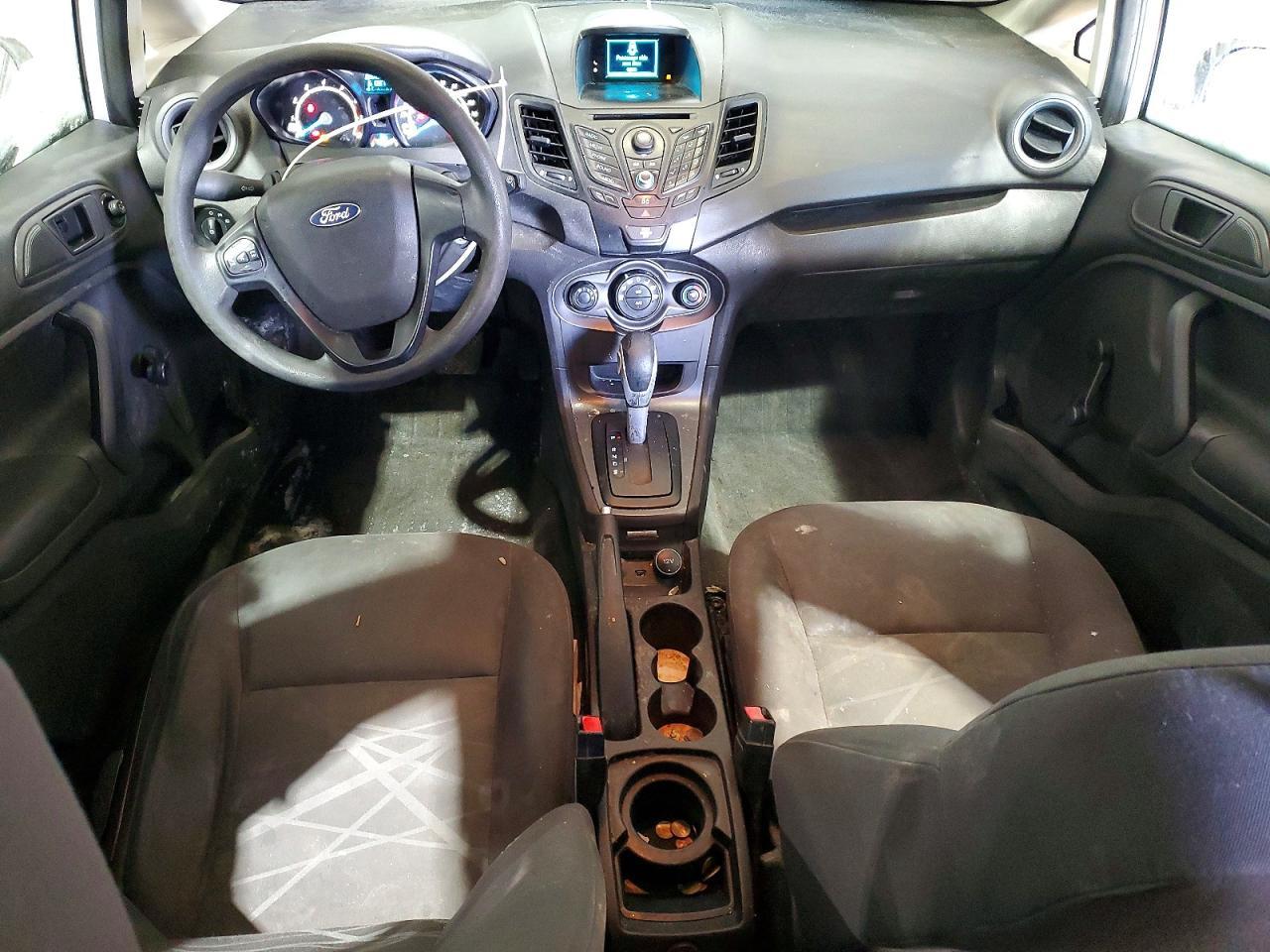 2014 FORD Fiesta