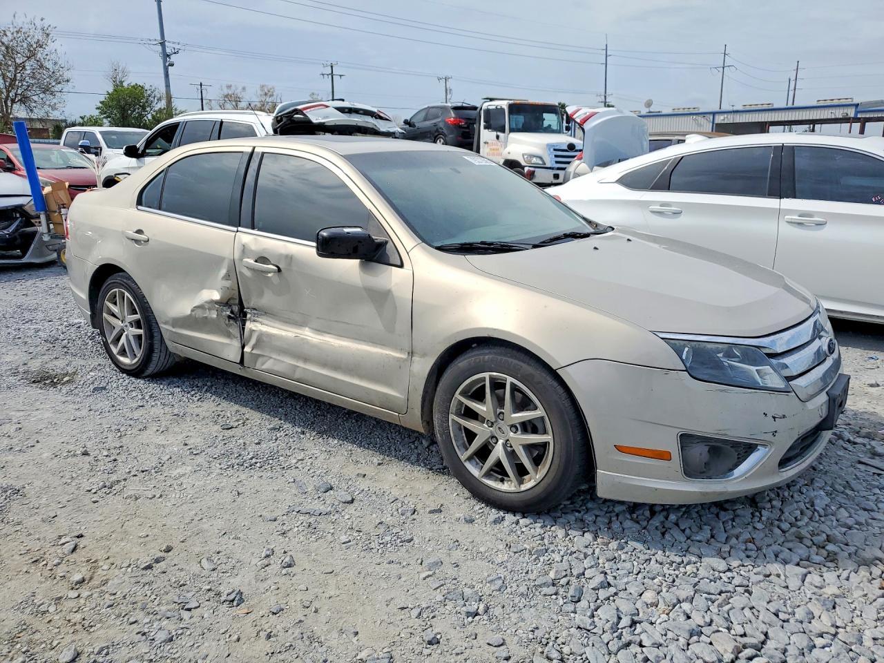 2010 FORD FUSION