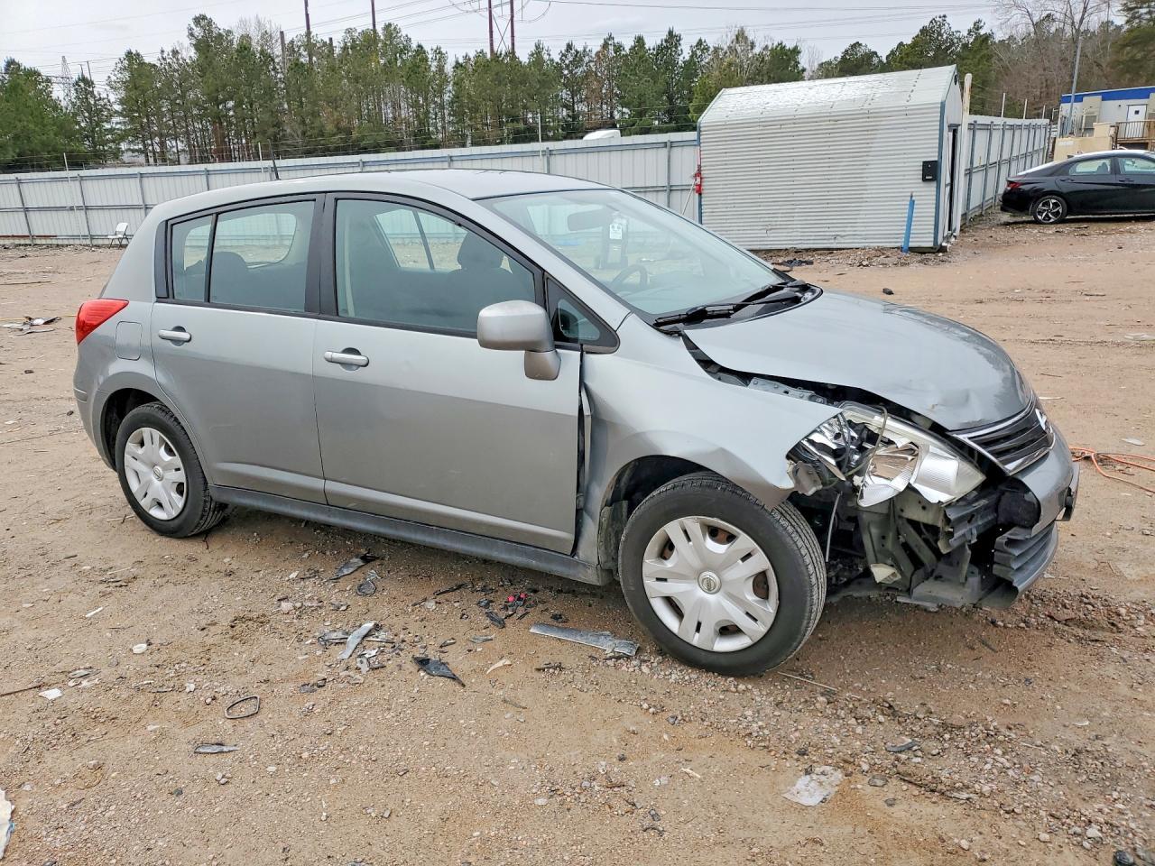 2010 NISSAN VERSA