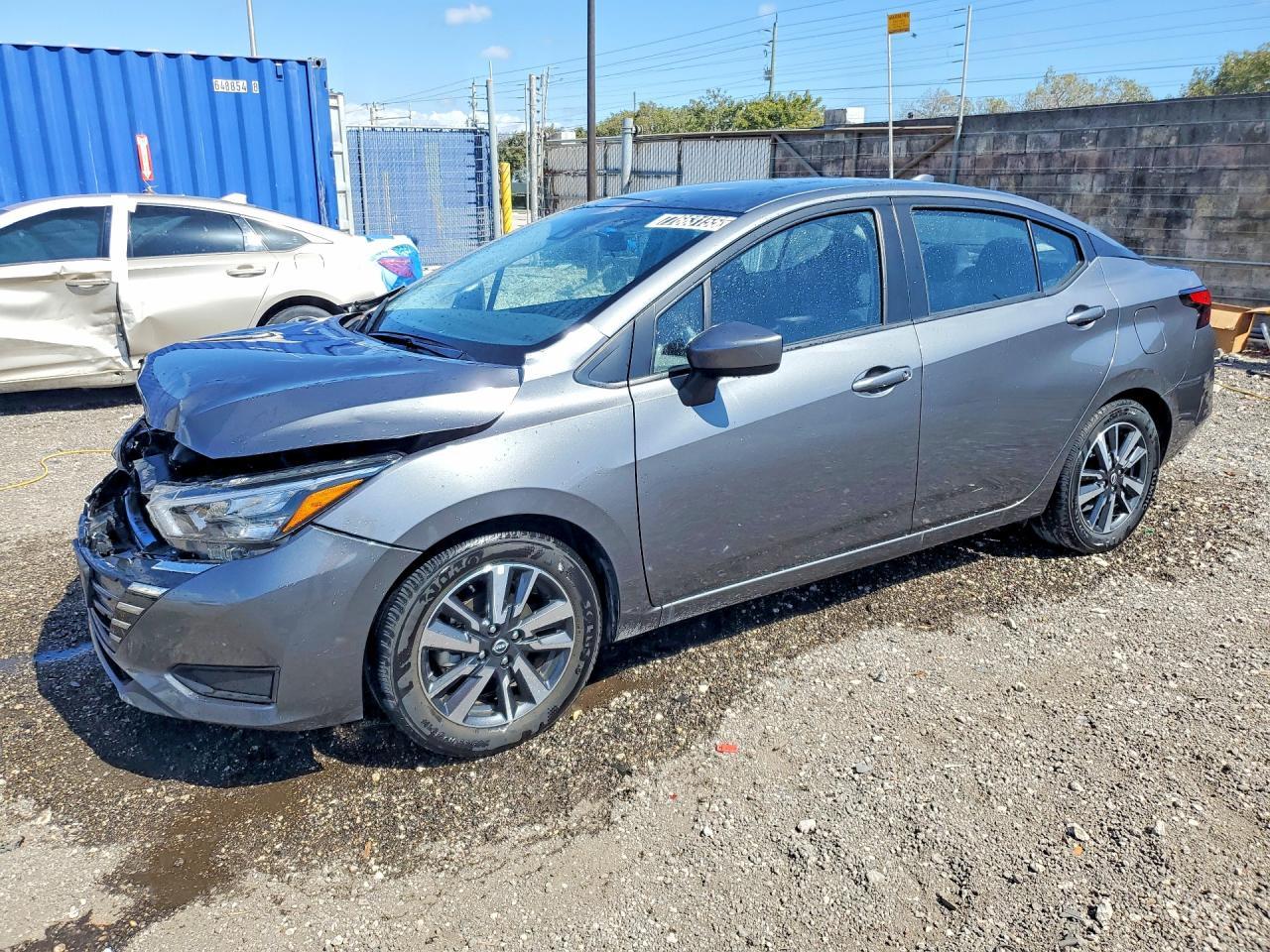 2025 NISSAN VERSA