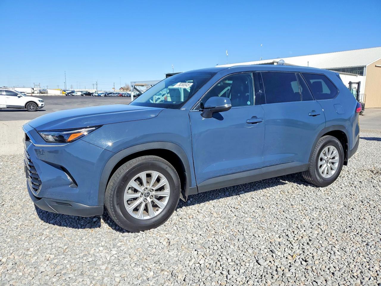 2024 TOYOTA HIGHLANDER