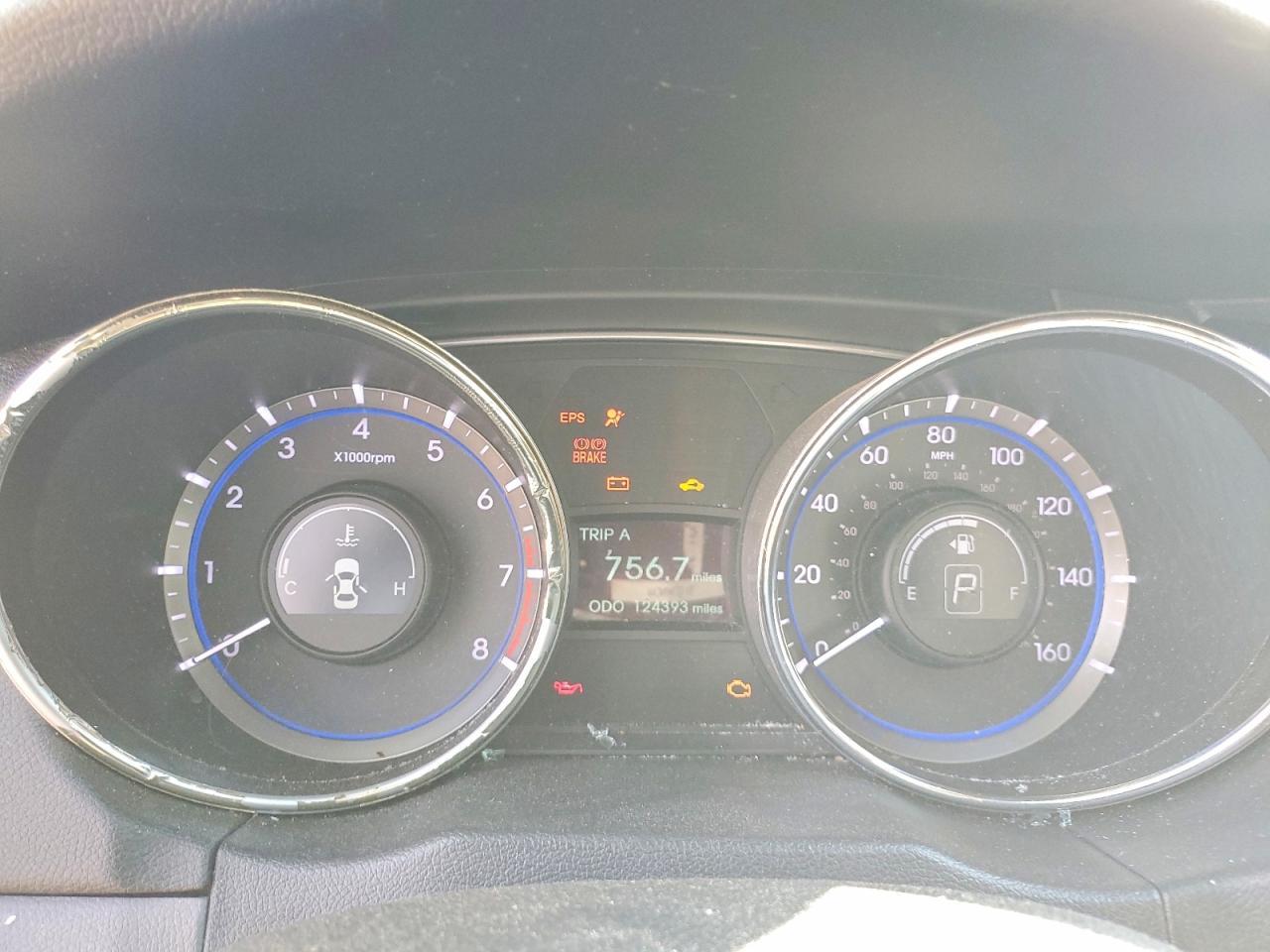 2011 HYUNDAI SONATA
