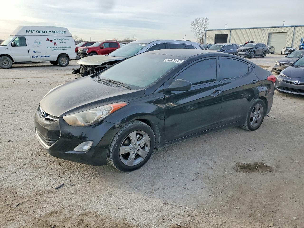 2012 HYUNDAI ELANTRA