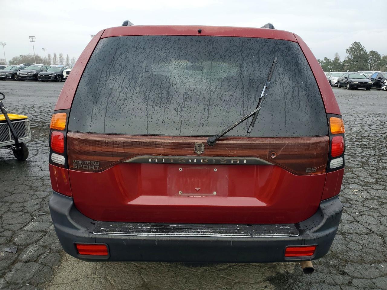 2002 MITSUBISHI Montero