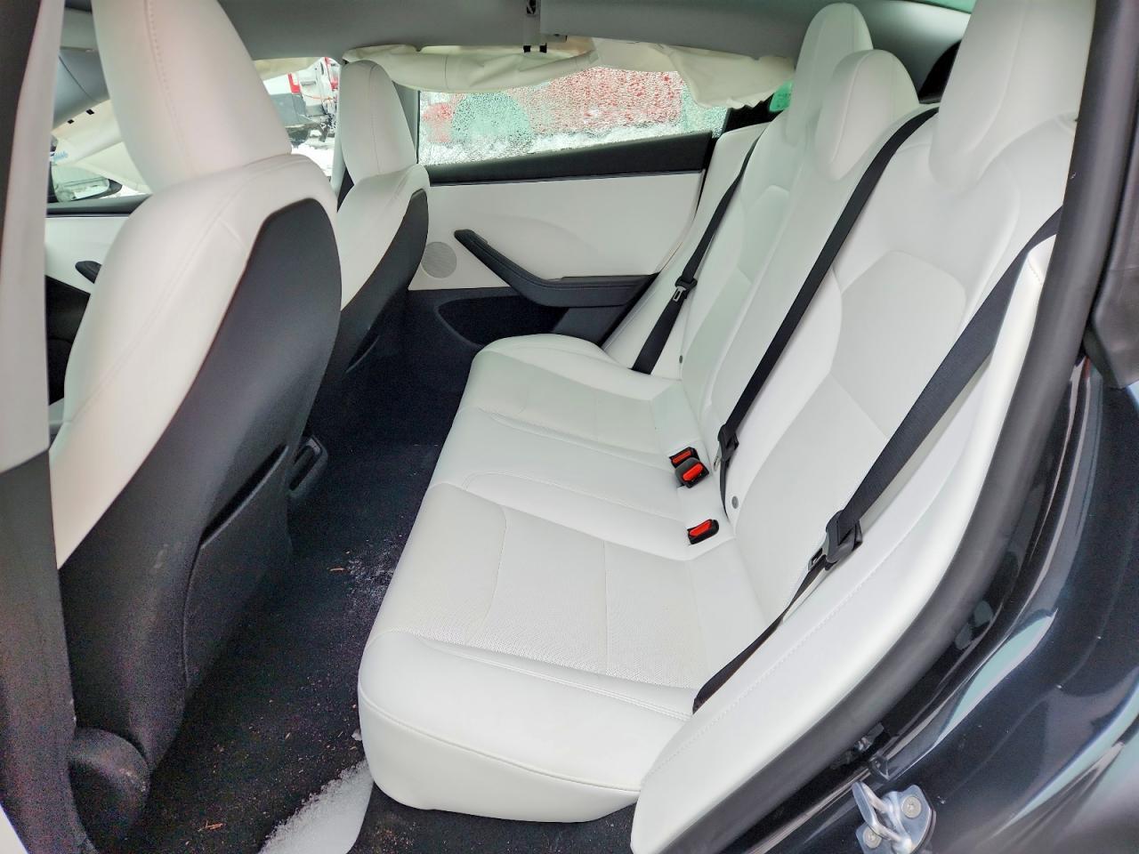 2026 TESLA MODEL 3