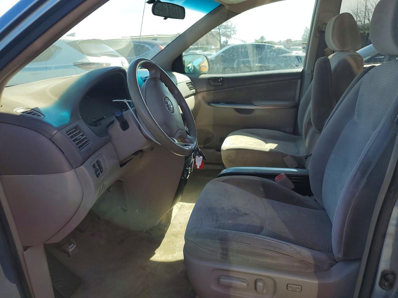 2008 TOYOTA SIENNA