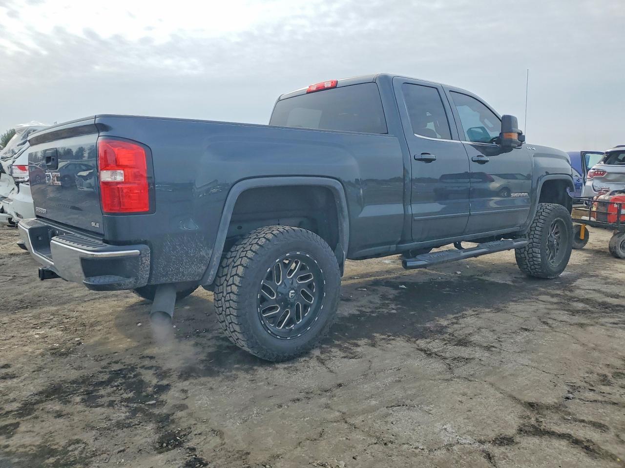 2017 GMC Sierra
