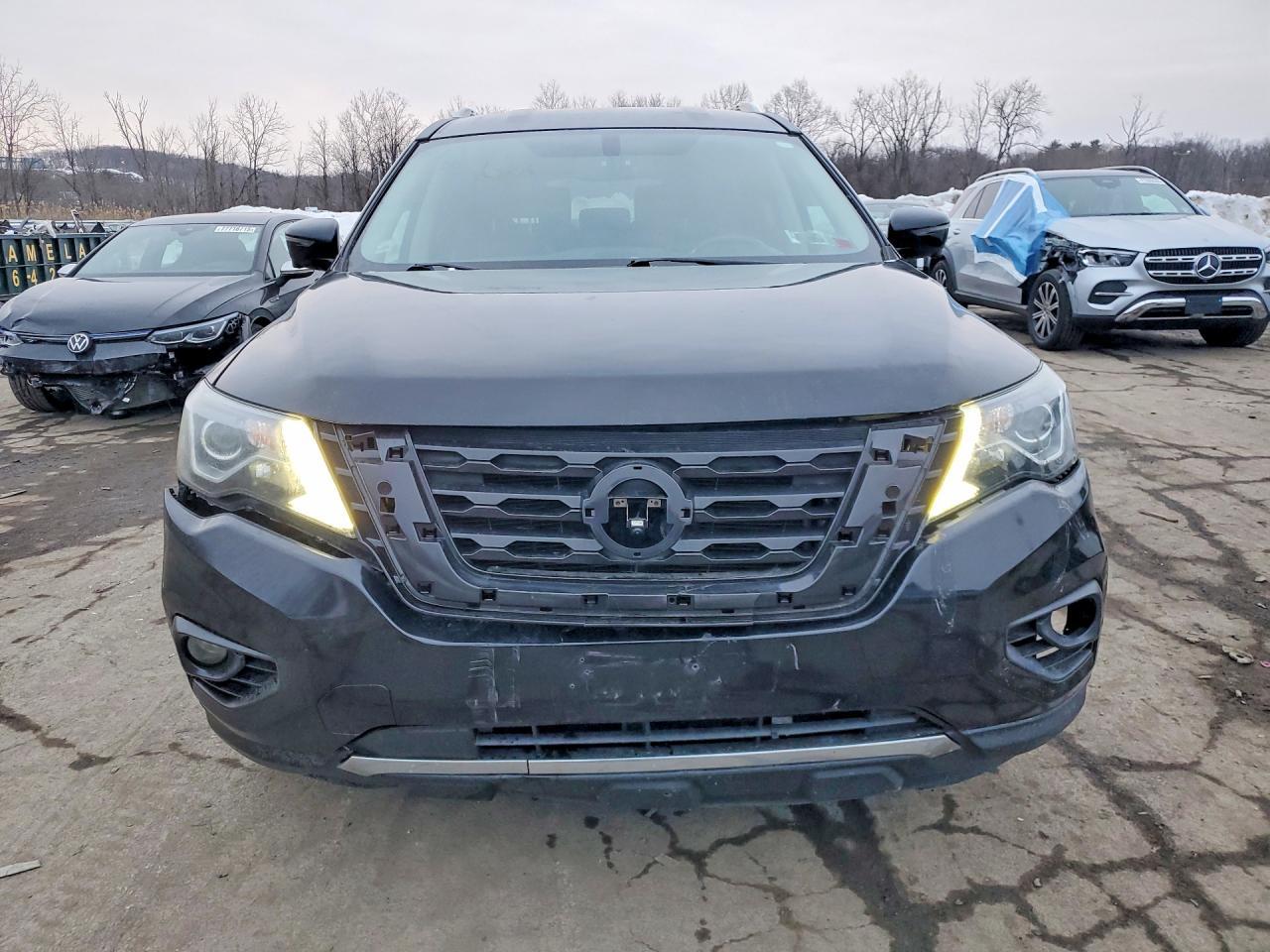 2018 NISSAN PATHFINDER