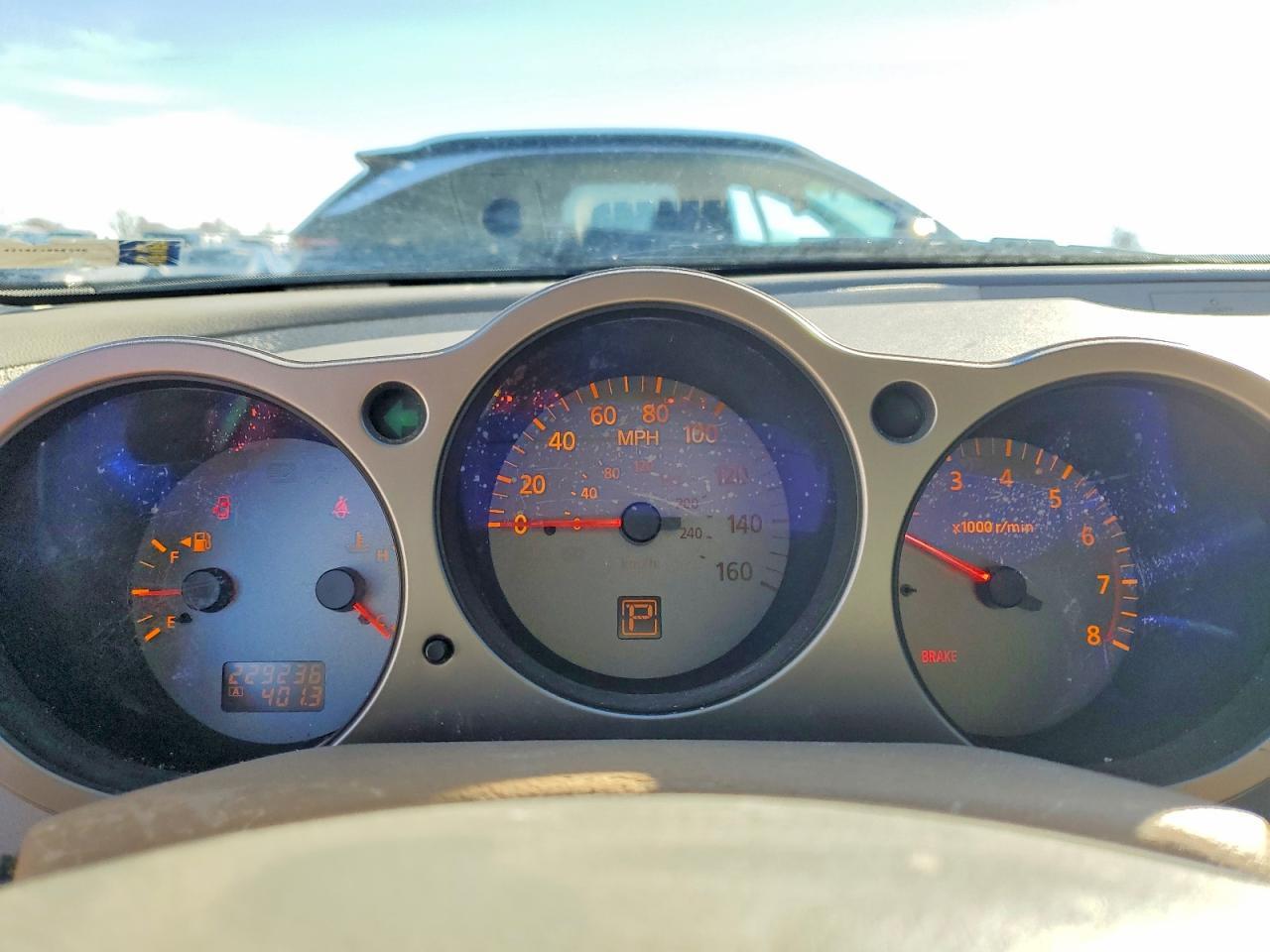 2004 NISSAN Maxima