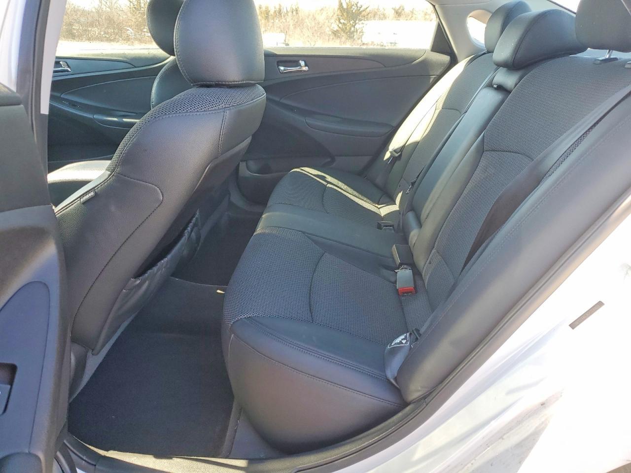 2012 HYUNDAI SONATA