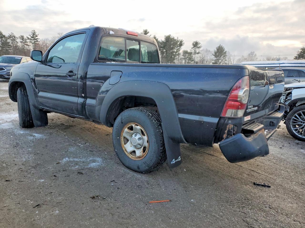 2011 TOYOTA TACOMA