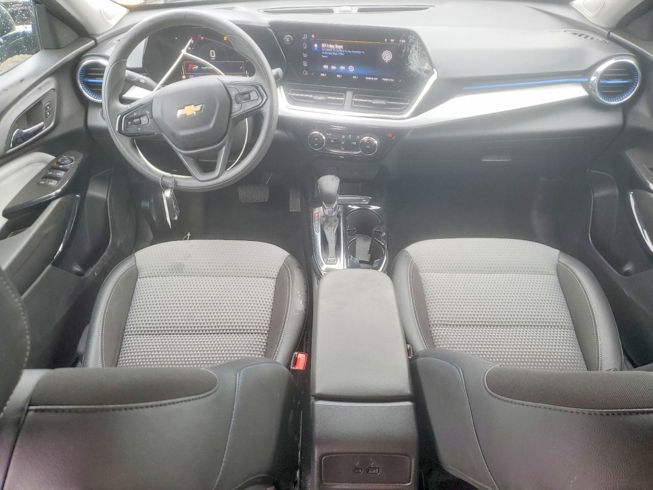 2025 CHEVROLET TRAX
