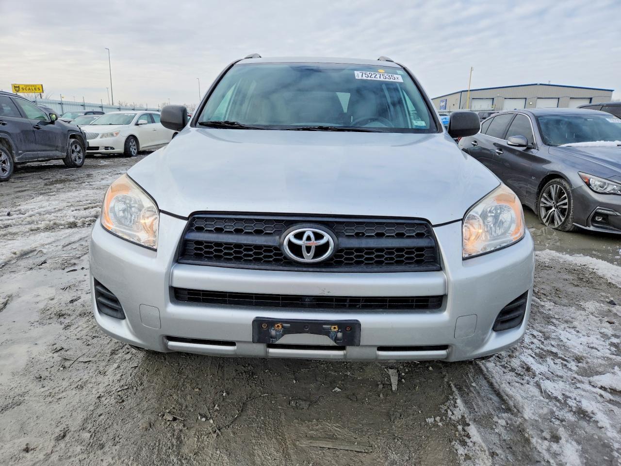 2011 TOYOTA RAV4