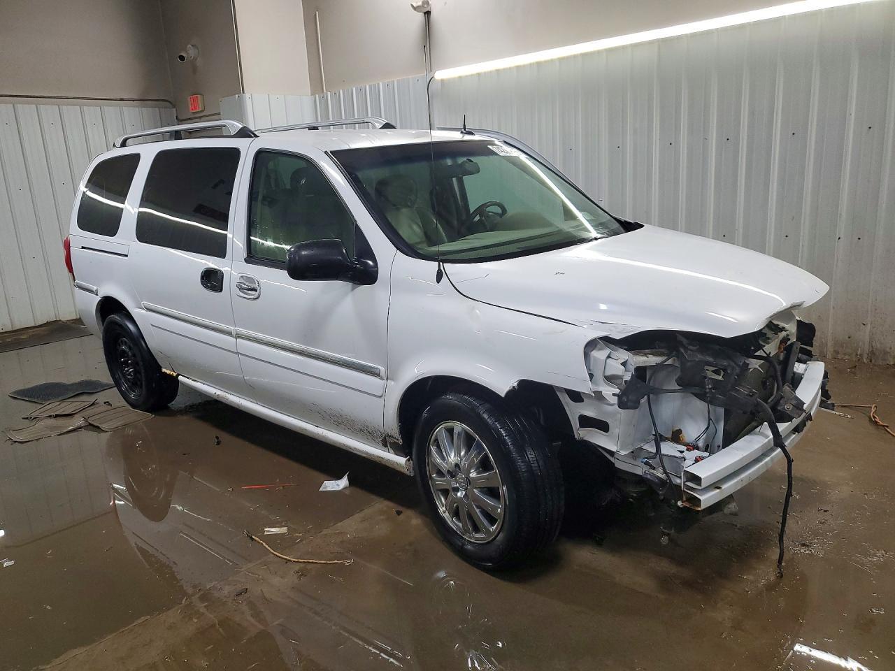 2005 BUICK Terraza