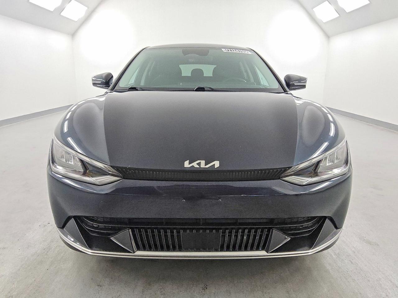 2023 KIA EV6