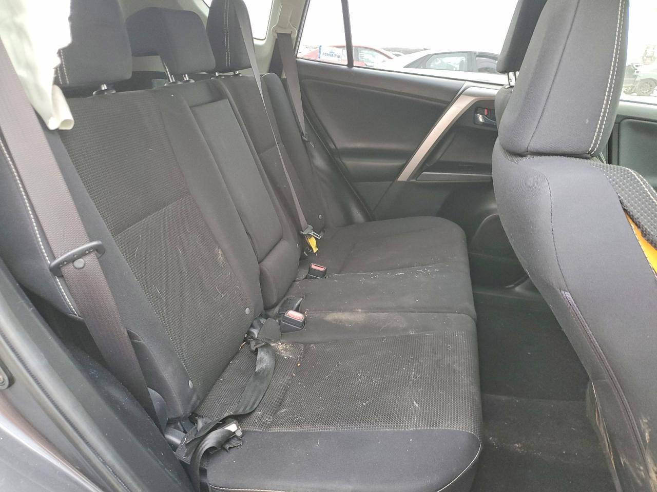 2016 TOYOTA RAV4