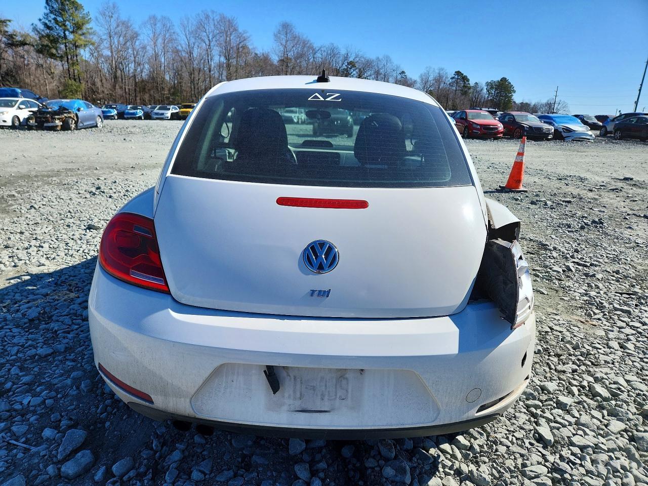 2014 VOLKSWAGEN Beetle