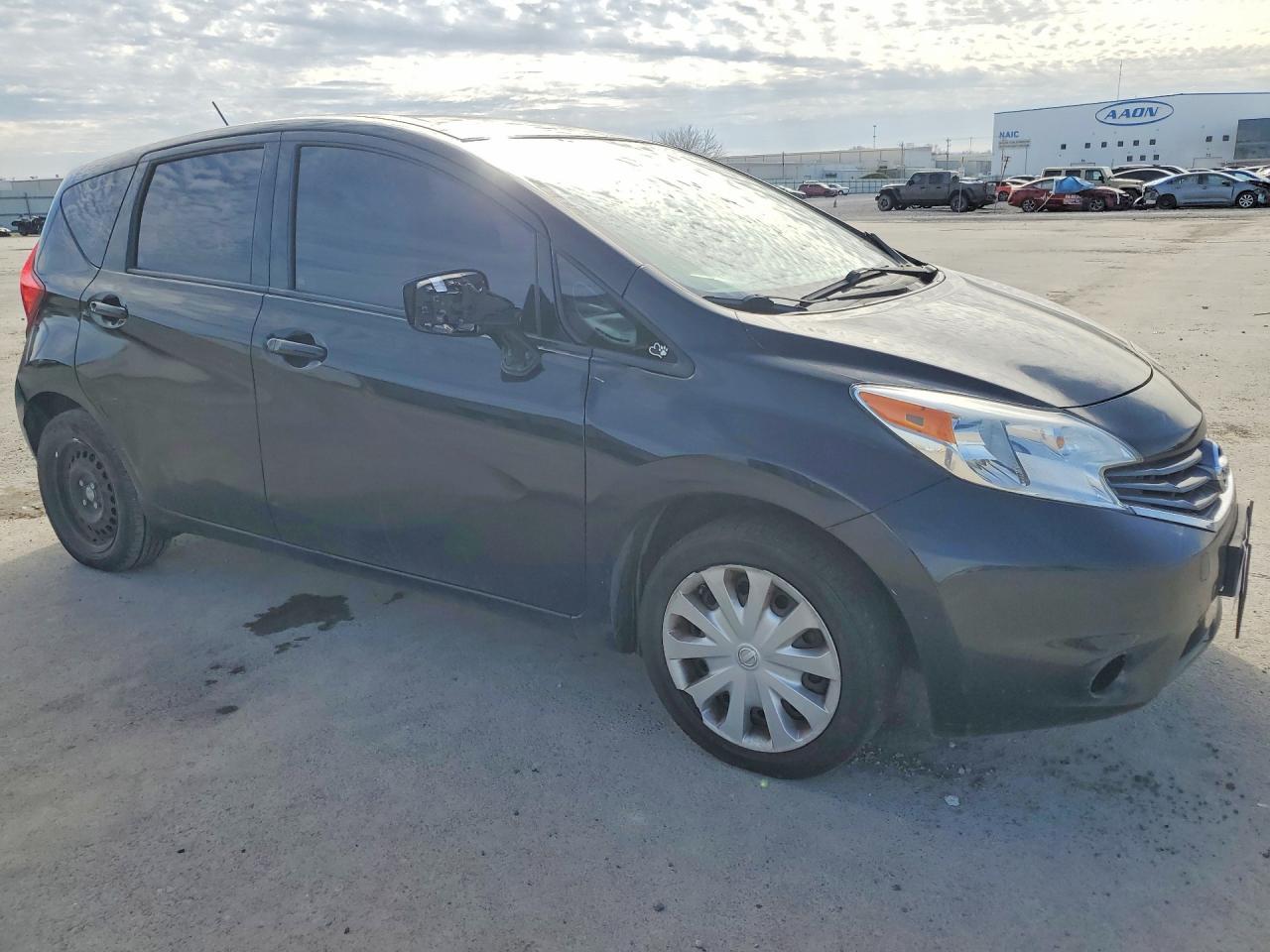 2016 NISSAN Versa Note