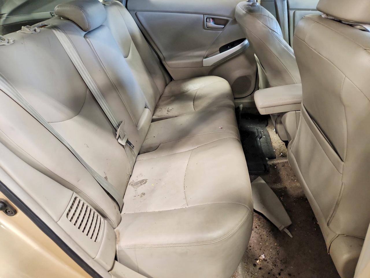 2010 TOYOTA PRIUS