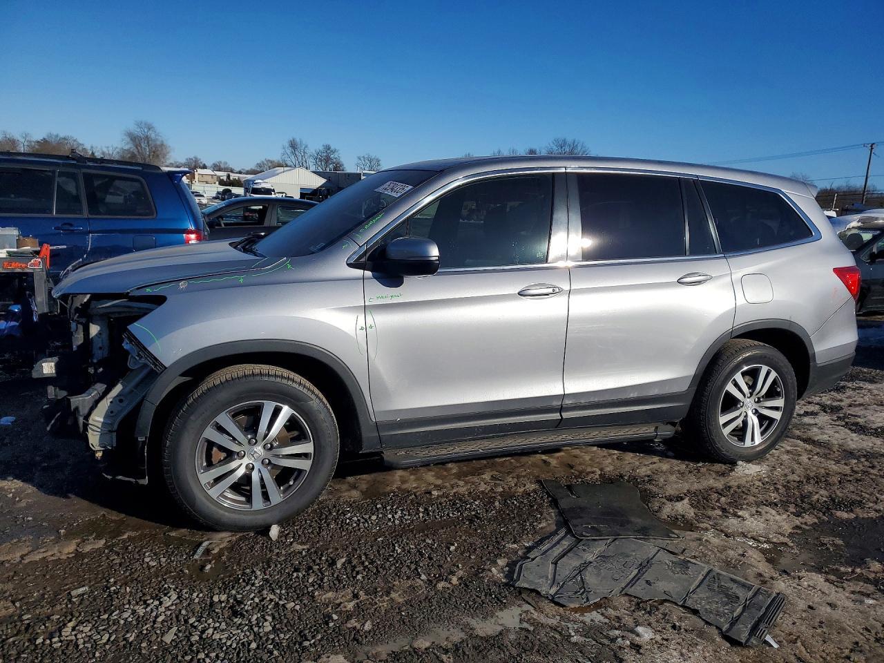2017 HONDA PILOT