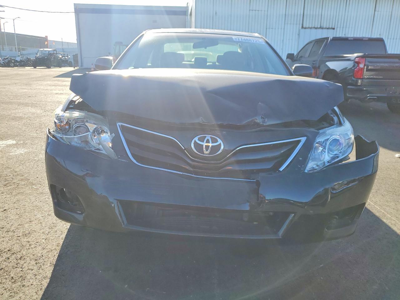 2010 TOYOTA CAMRY