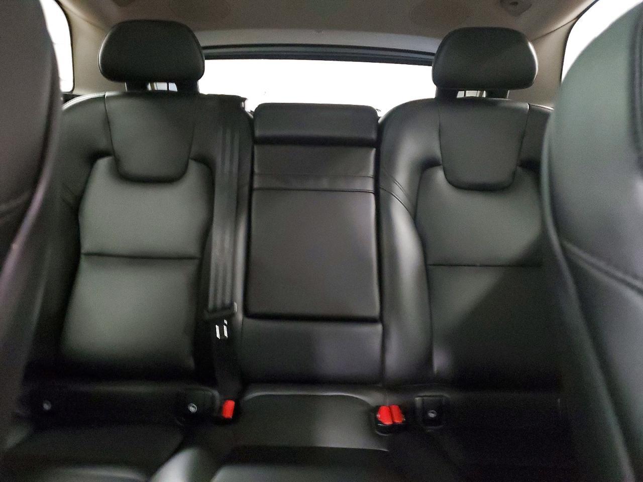 2019 VOLVO XC60