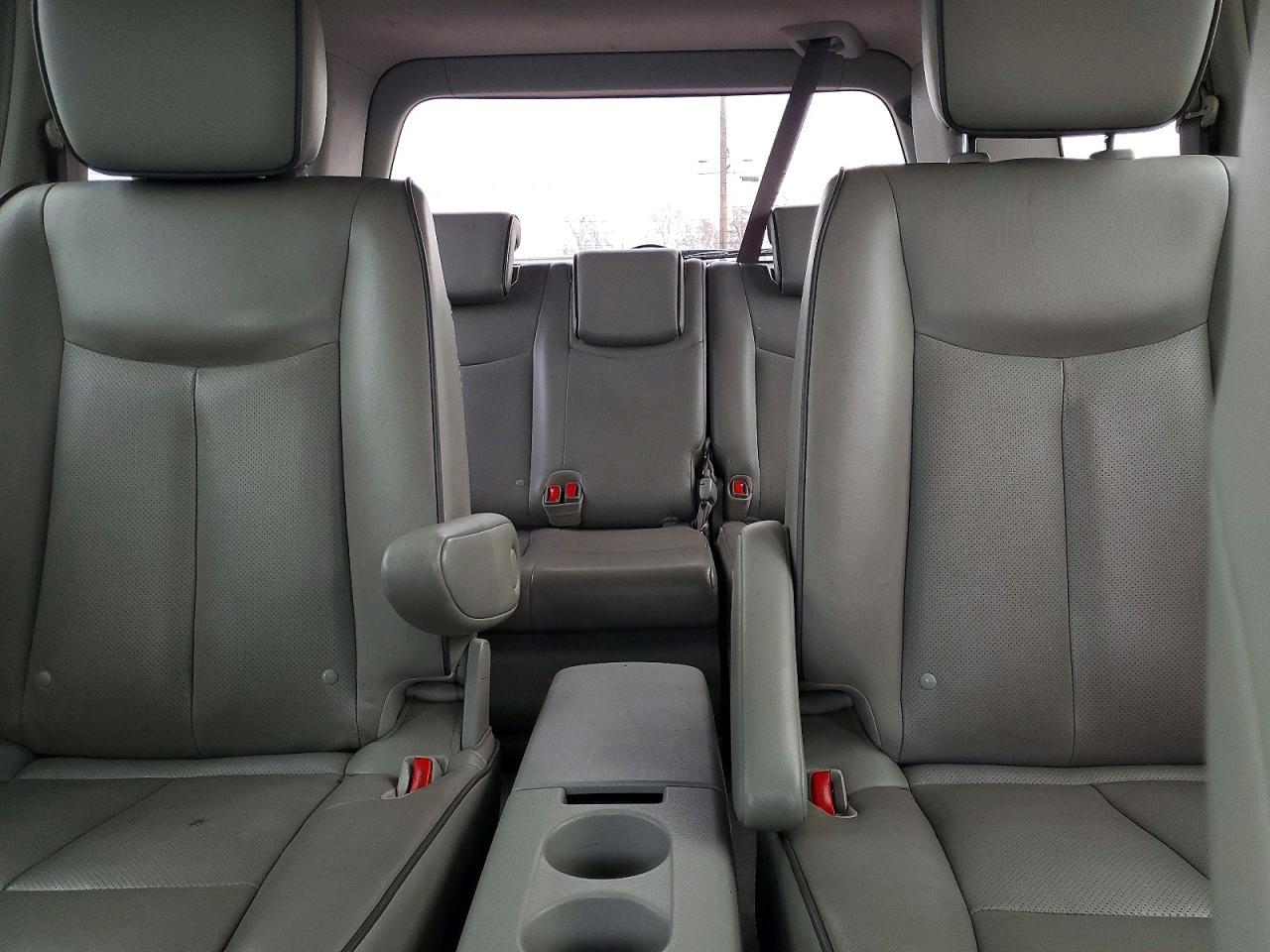 2012 NISSAN Quest