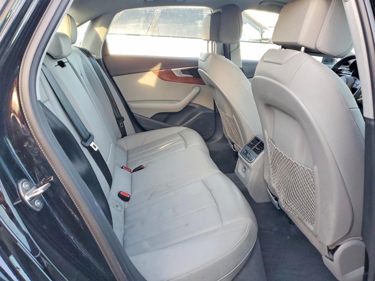 2022 AUDI A4