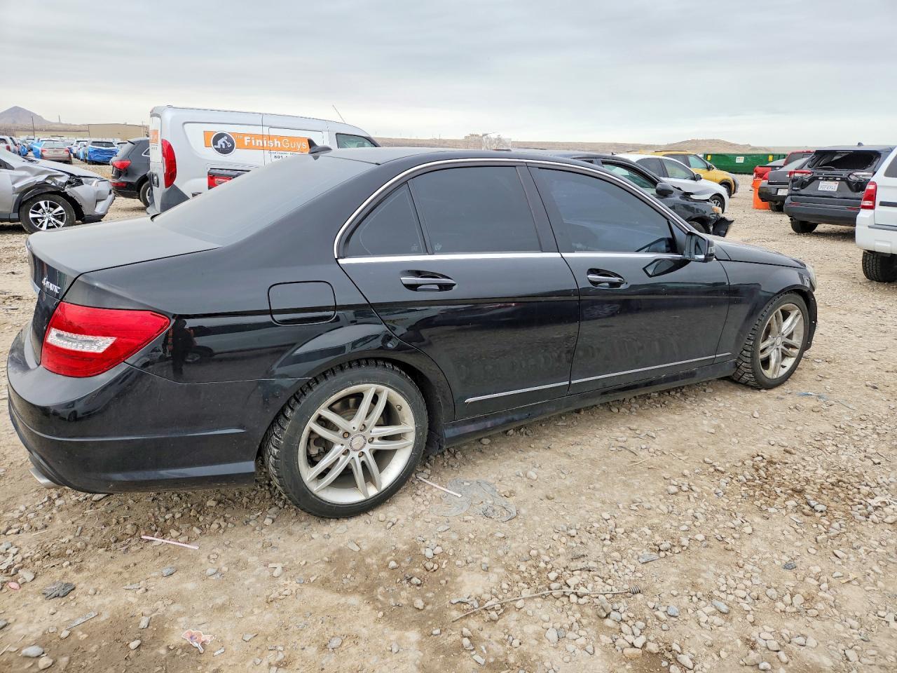 2012 MERCEDES-BENZ C-CLASS