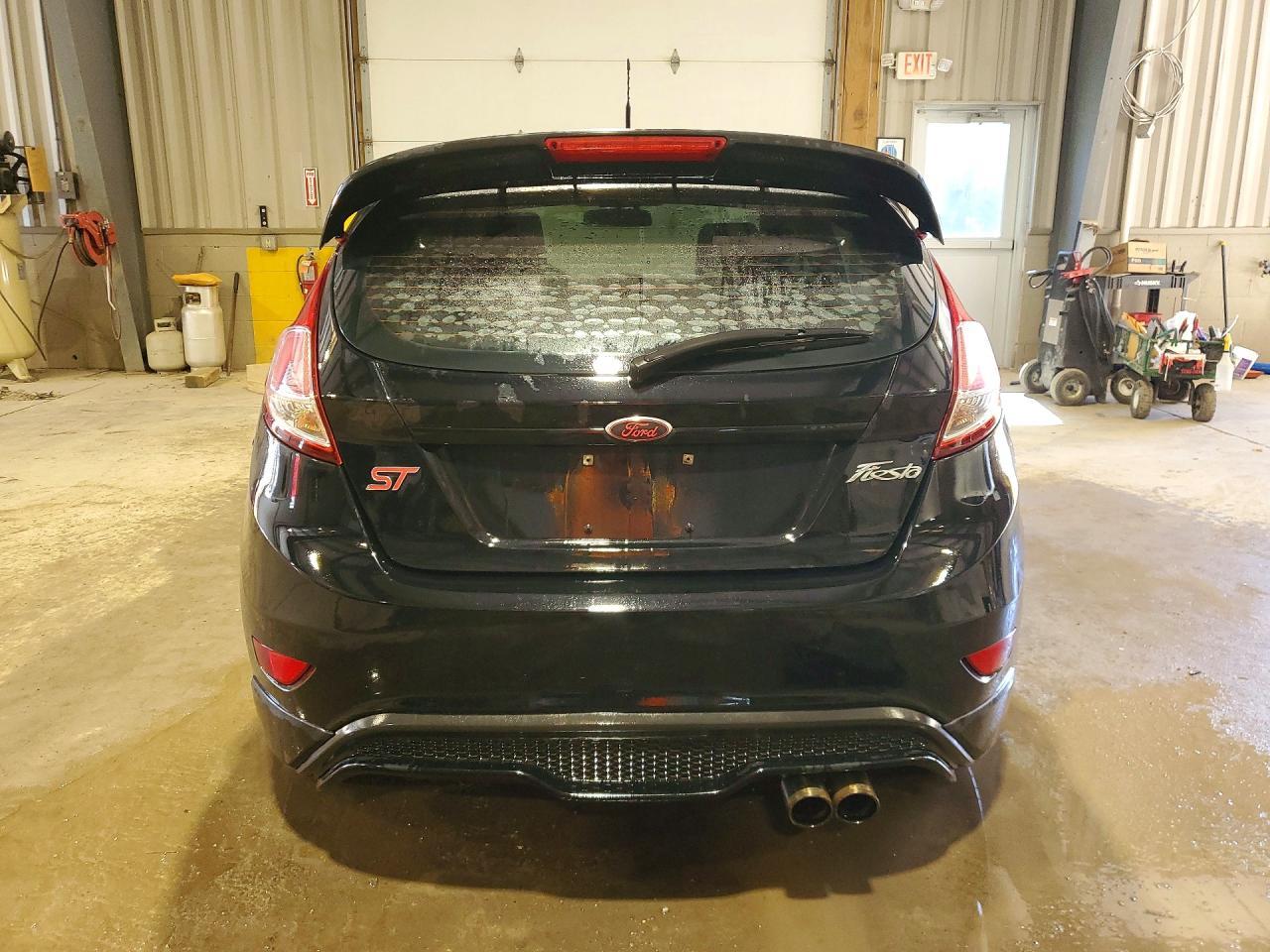 2016 FORD Fiesta