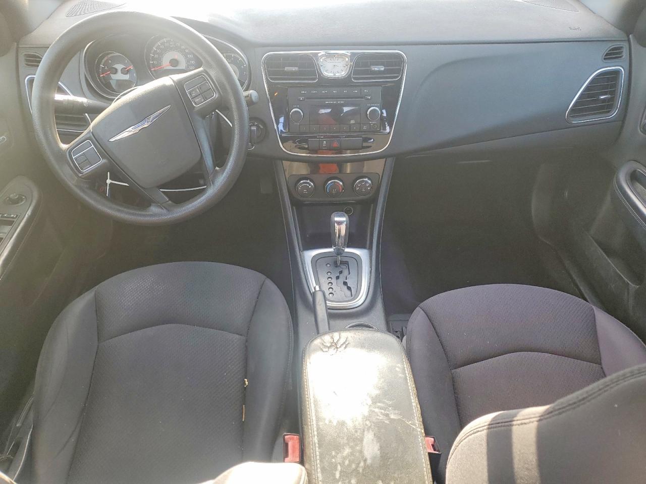 2014 CHRYSLER 200