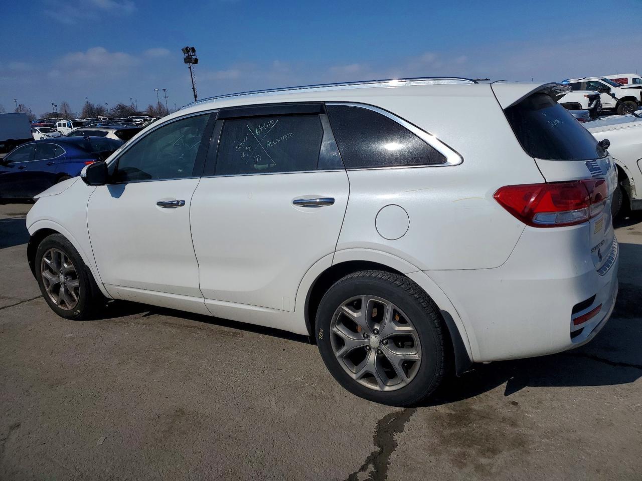 2016 KIA SORENTO