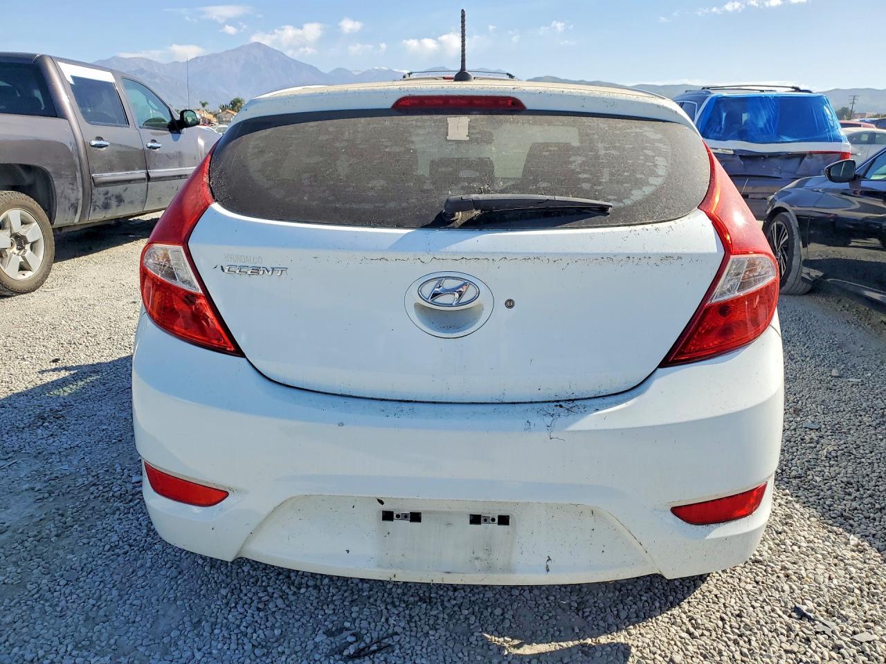 2012 HYUNDAI ACCENT