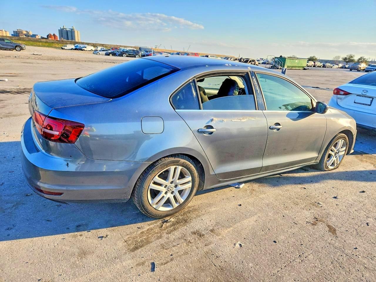 2017 VOLKSWAGEN JETTA