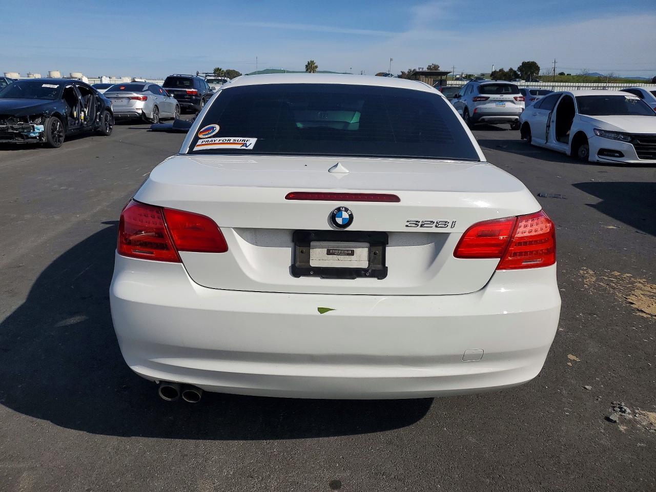2012 BMW 3 SERIES