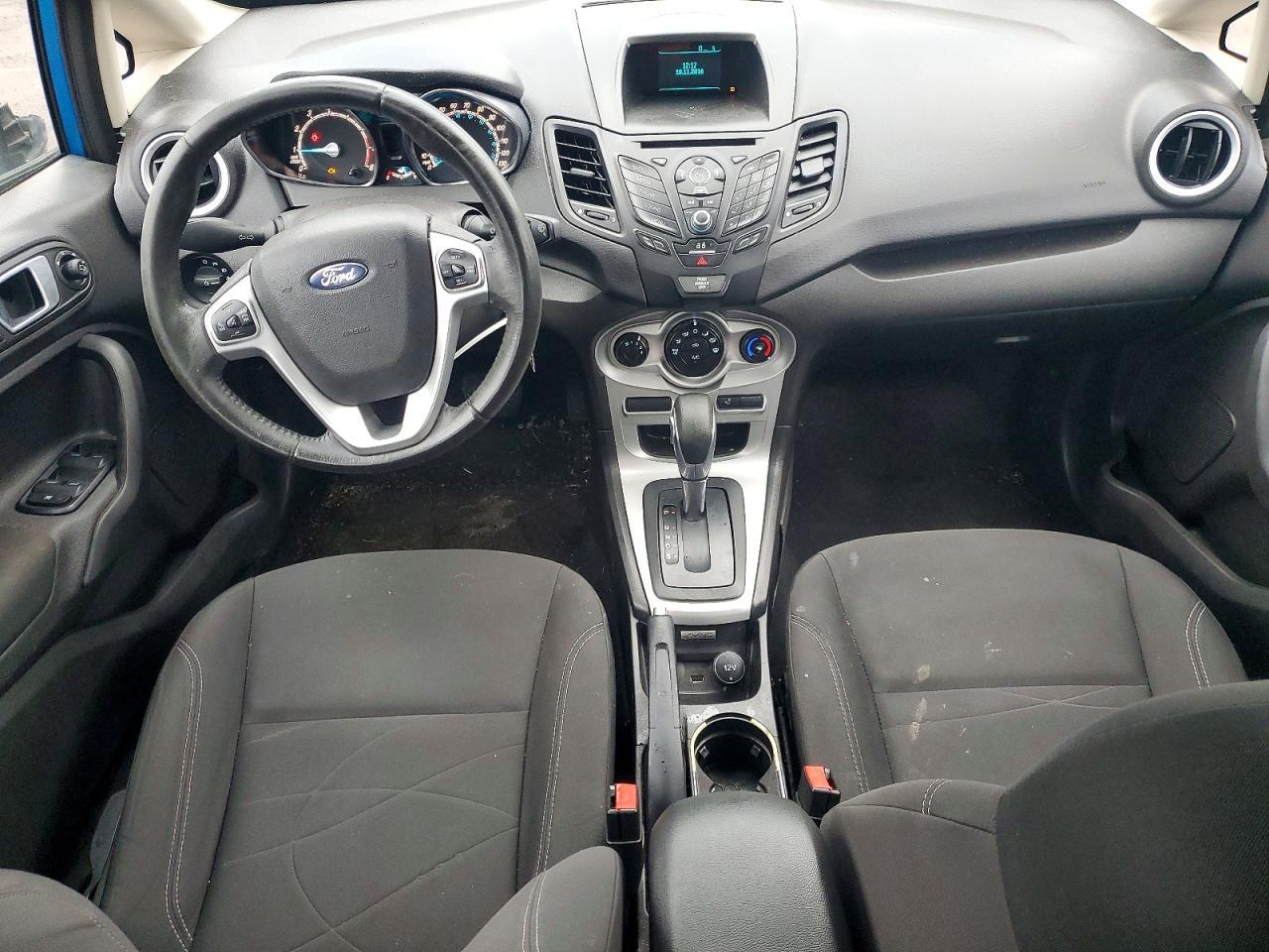 2015 FORD Fiesta