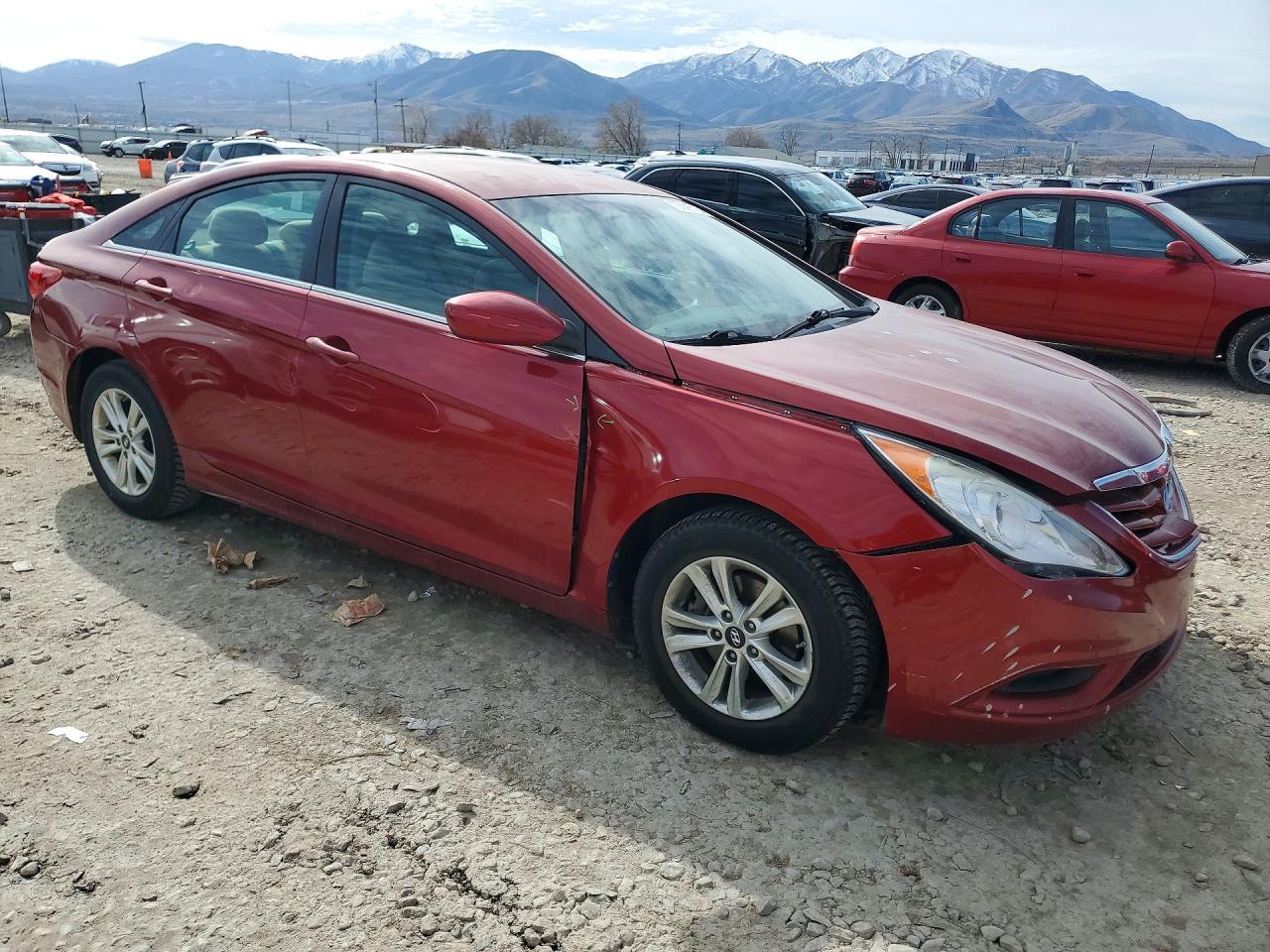 2013 HYUNDAI SONATA