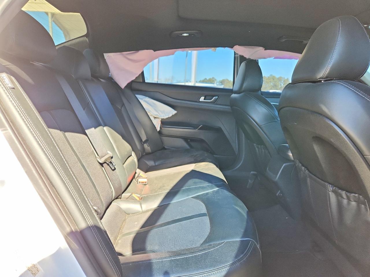 2023 KIA K5