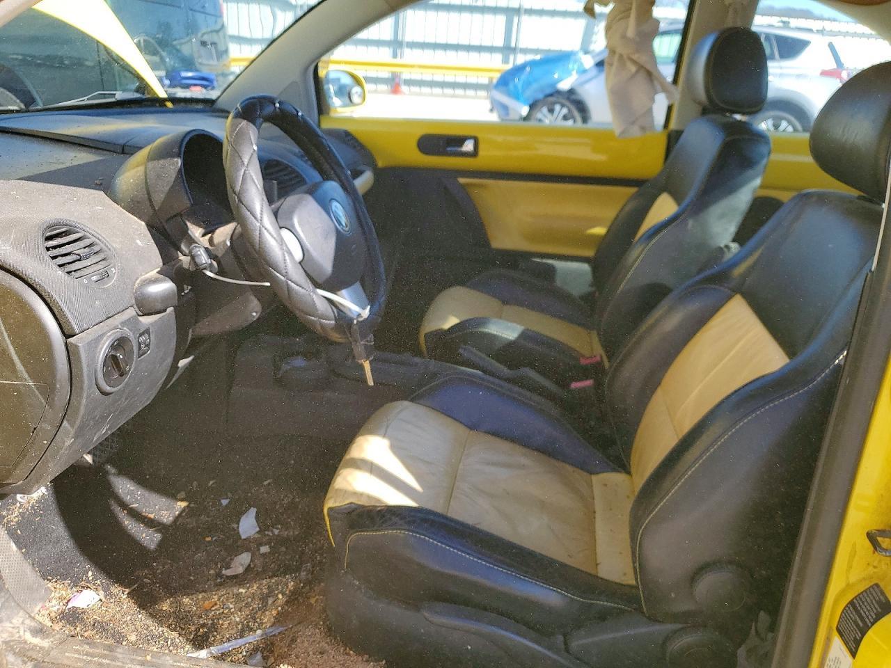 2002 VOLKSWAGEN Beetle