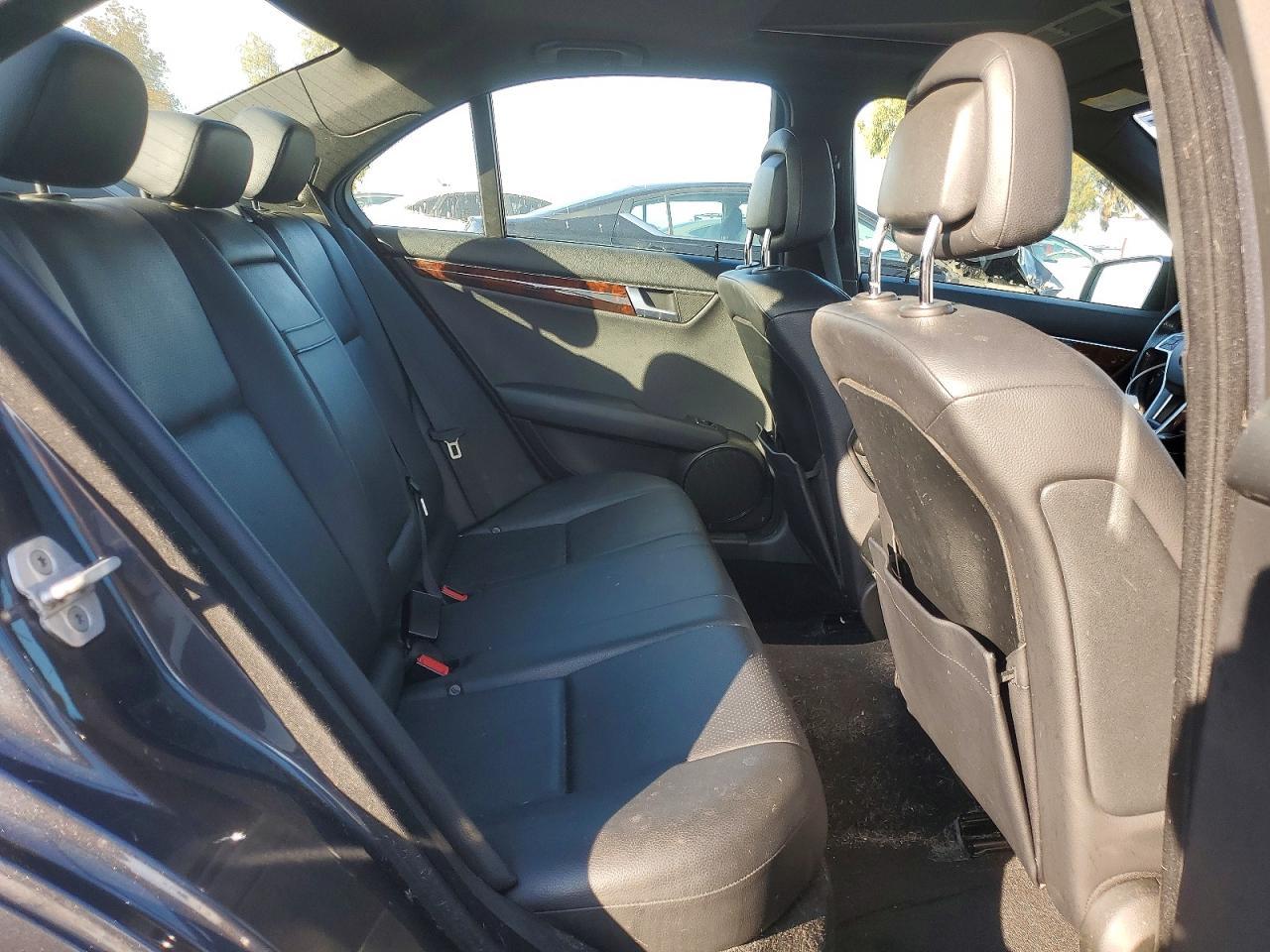 2014 MERCEDES-BENZ C-CLASS