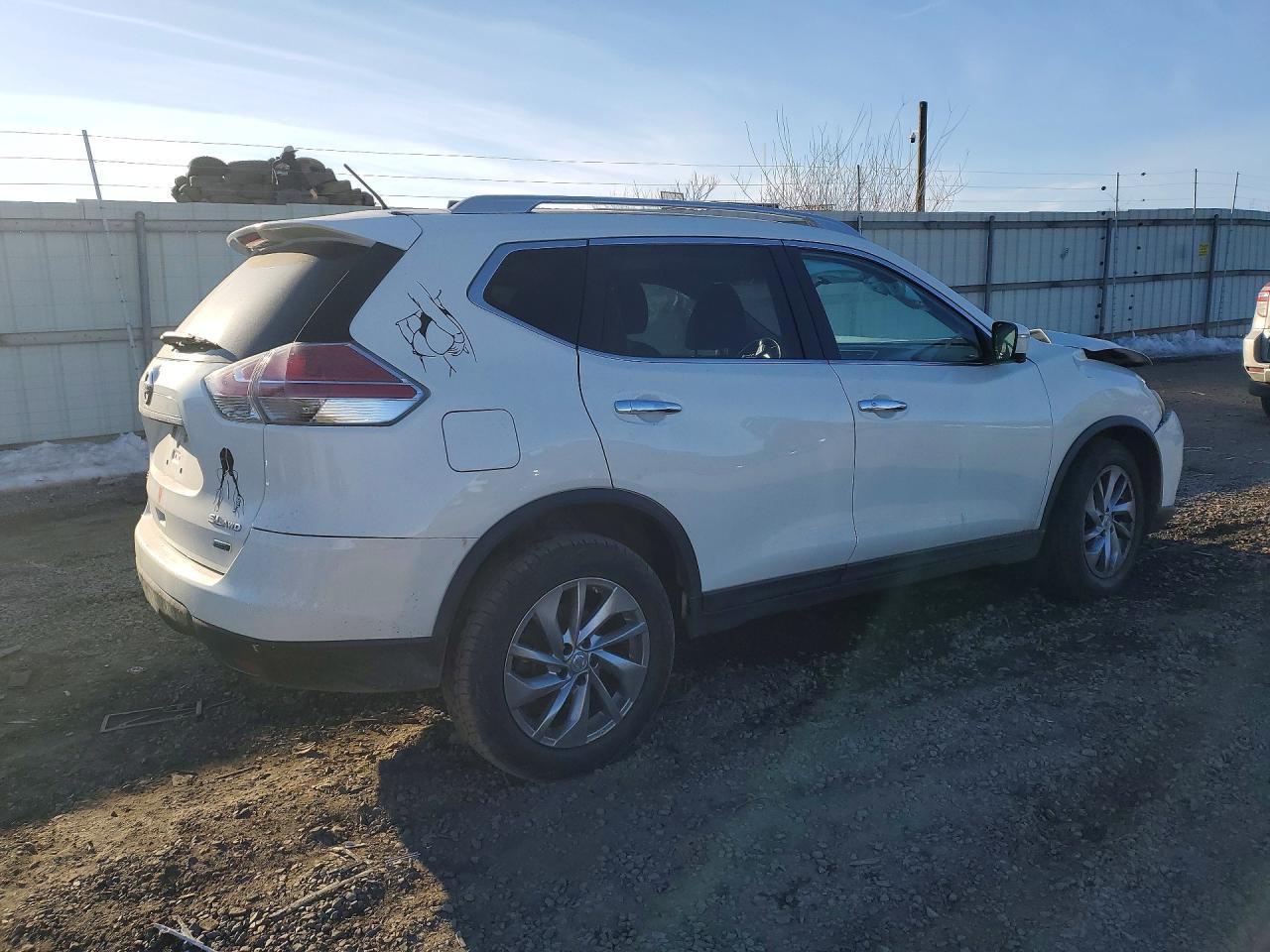 2014 NISSAN ROGUE
