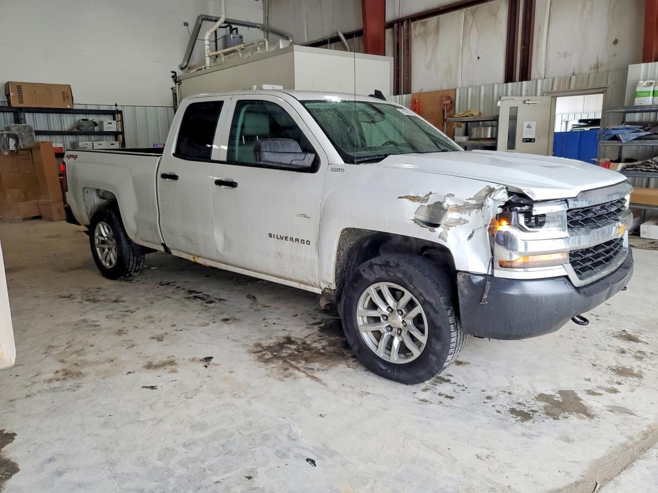 2018 CHEVROLET Silverado