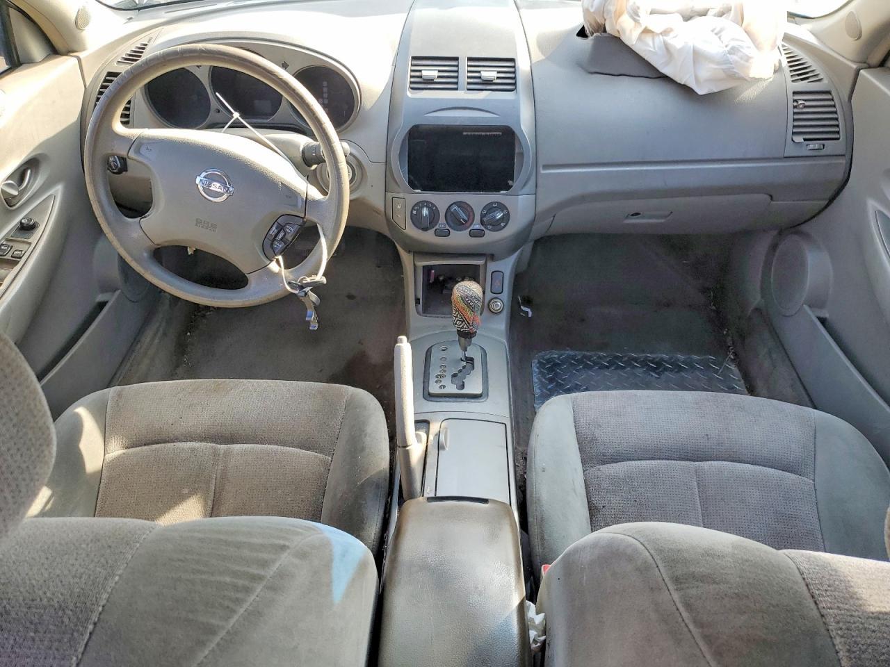 2002 NISSAN ALTIMA