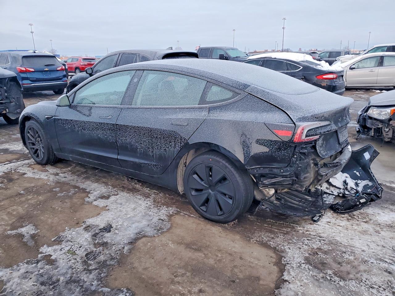 2024 TESLA MODEL 3
